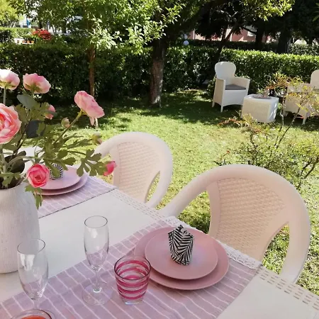 B&C Apartments Lido di Jesolo Exterior photo