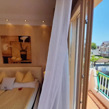 B&C Apartments Lido di Jesolo Exterior photo
